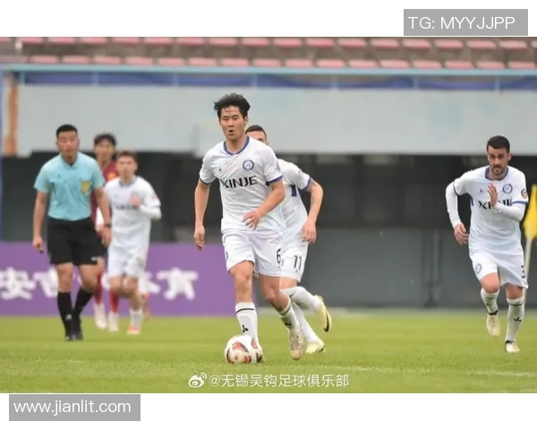 中甲联赛赛程全面梳理与分析助你掌握每场比赛动态与精彩瞬间