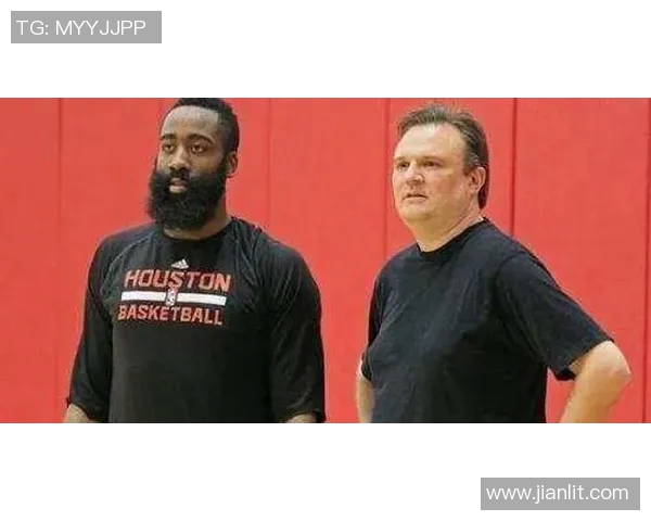 亚冠球队最新引援动态分析及潜在目标球员推荐