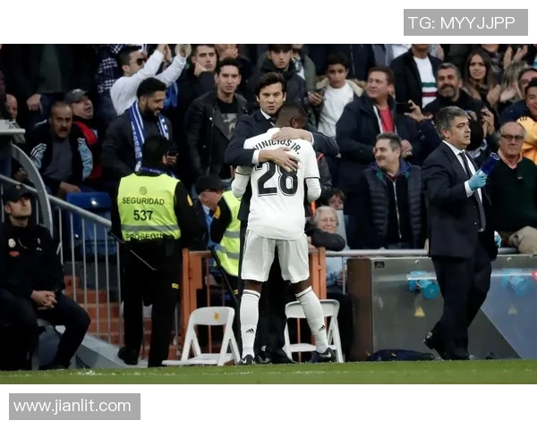 皇马客场惨败瓦伦西亚，连续3场不胜让索拉里饱受压力