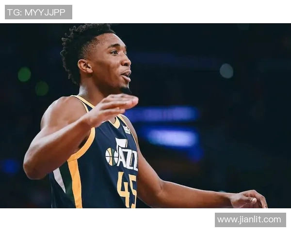 米切尔成为新秀季后赛连得30分的第一人：传奇诞生的起点