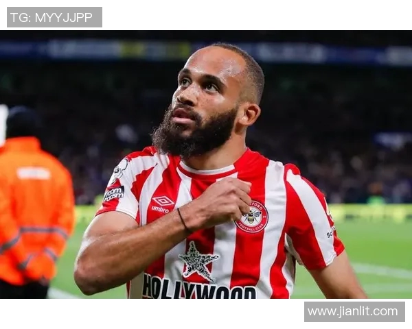 英超转会市场：曼联今夏转会费累计超过2亿英镑，引援大手笔